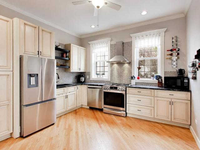 Condo for sale in Chicago Park, Illinois