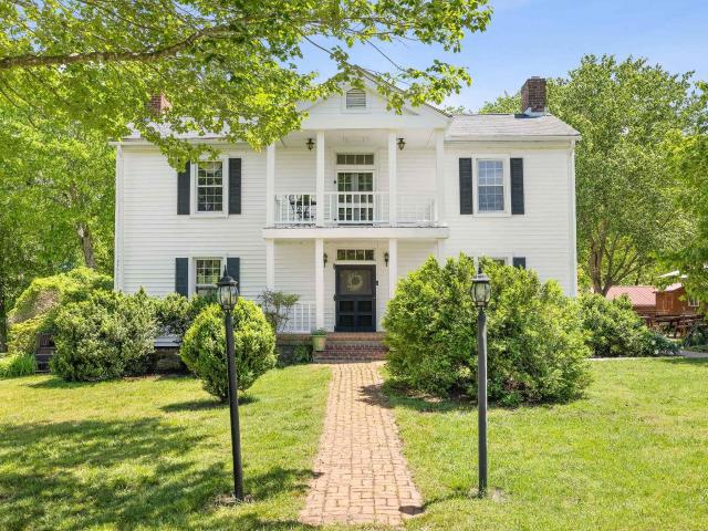 House for sale in Palmyra