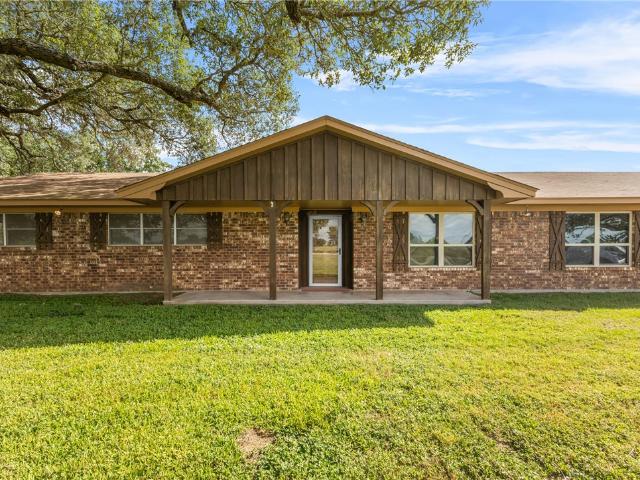 House for sale in Somerville, Texas