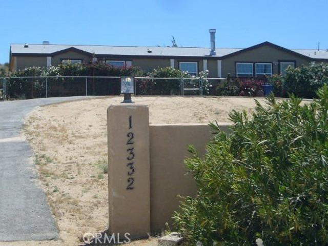 House for sale in Pearblossom, California