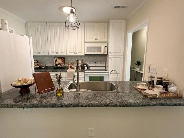 House for sale in Mecklenburg, North Carolina