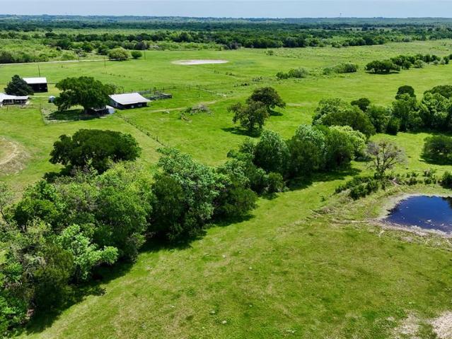 House for sale in Navarro, Texas