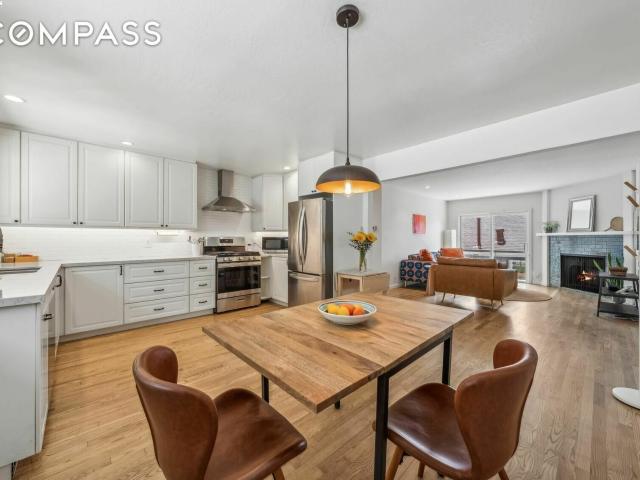 Condo for sale in Alameda