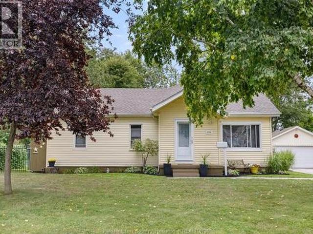 House for sale in Oliver, Essex County, Ontario