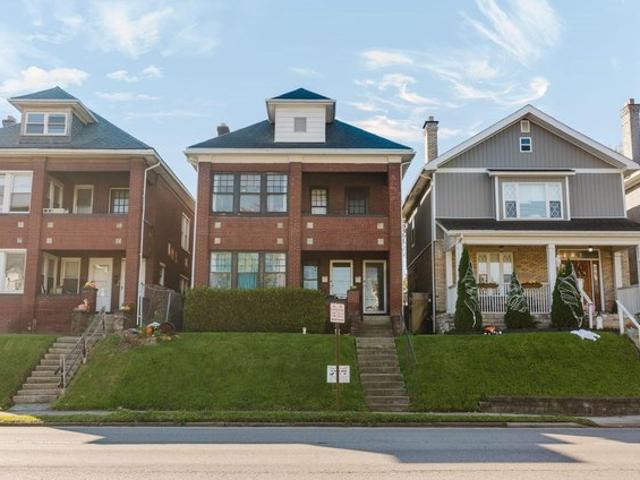 House for sale in Columbus, Franklin County