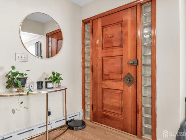 House for sale in Cliffwood, New Jersey