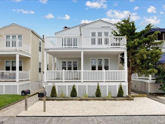 Condo for sale in Ocean City, New Jersey