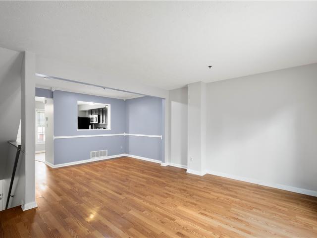 Townhouse for sale in Strabane, Pennsylvania
