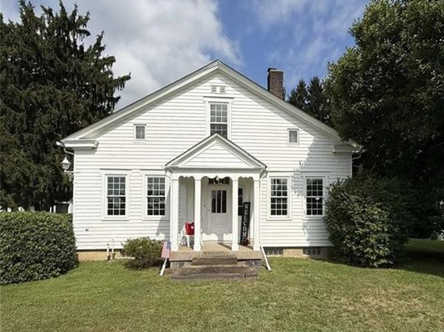 House for sale in New Castle, Pennsylvania
