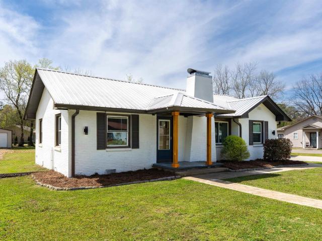 House for sale in Leeds, Alabama