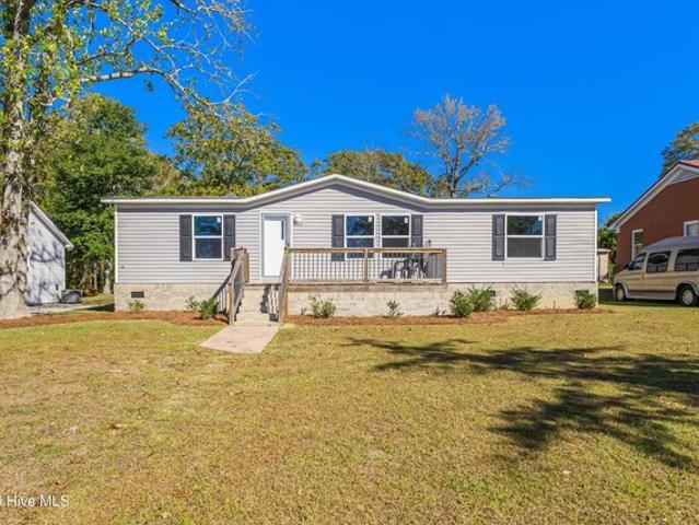 House for sale in Ash, North Carolina