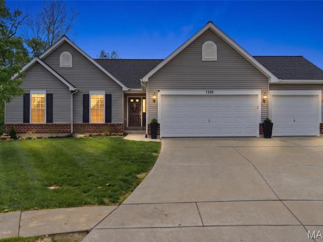 Property for sale in Pacific, Missouri