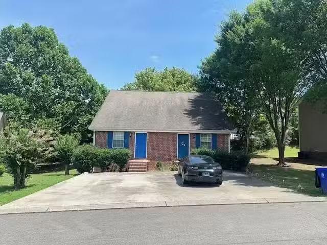 House for rent in Cleveland