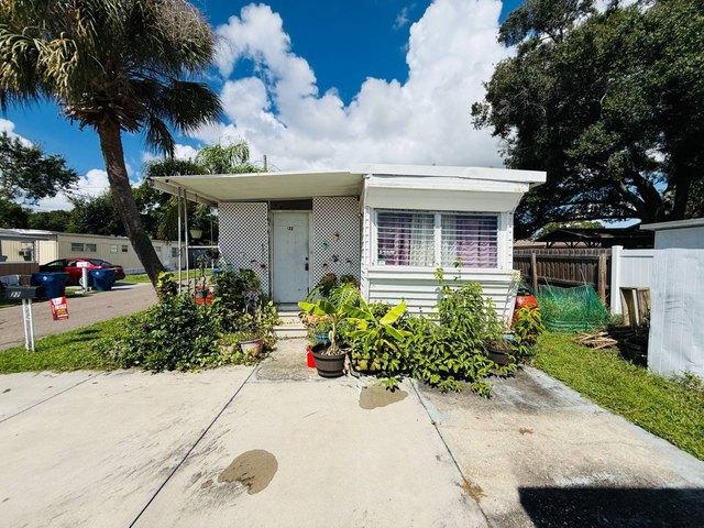 House for sale in Largo, Florida