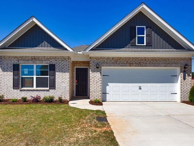 House for sale in Columbiana, Alabama