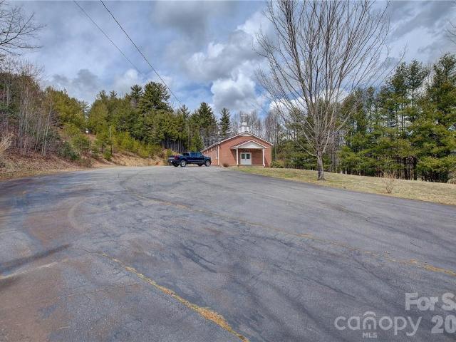 Commercial for sale in Spruce Pine, North Carolina
