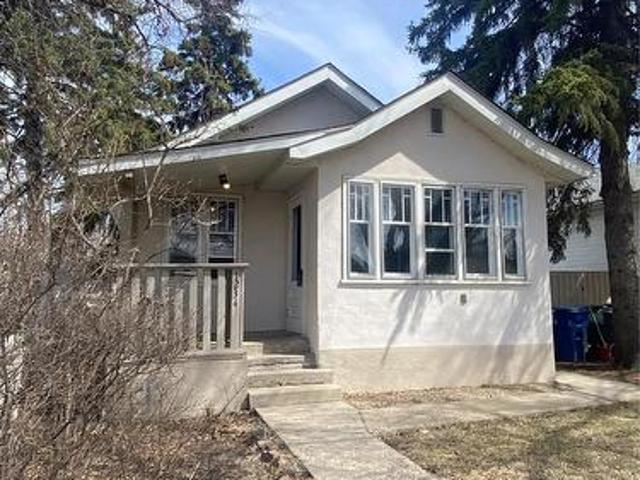 House for sale in Saskatoon, Saskatchewan