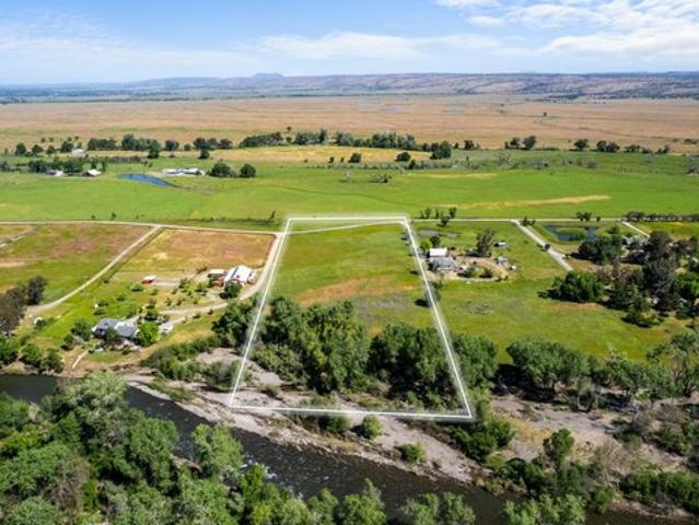 Land for sale in Los Molinos, California