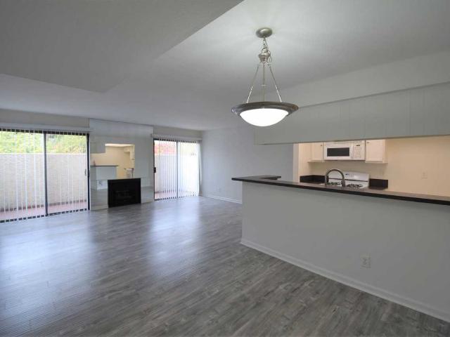Apartment for rent in Lake Balboa Neighborhood Council District, Canoga Park