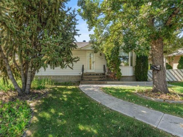 House for sale in Wedgewood, Alberta