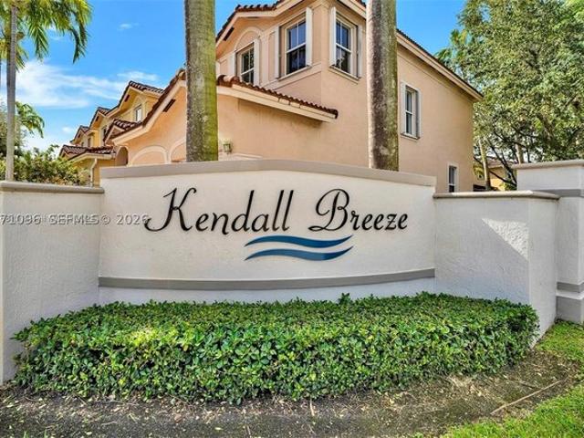 Townhouse for sale in Miami, Florida