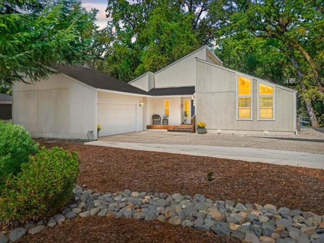 House for sale in Penn Valley, California