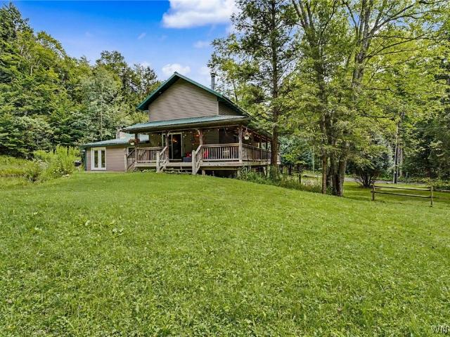 House for sale in Town of Holland, Erie County