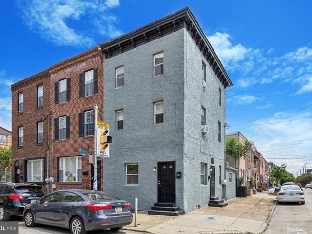 House for sale in Philadelphia, Pennsylvania