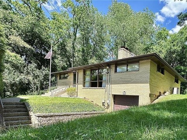 House for sale in Turtle Creek, Pennsylvania