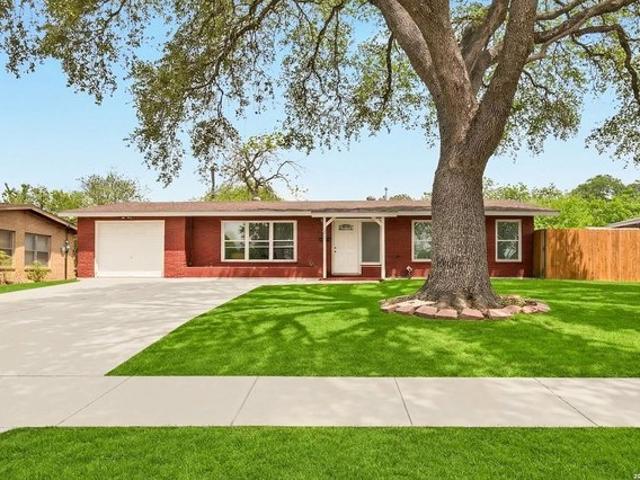 House for sale in Leesville, Texas