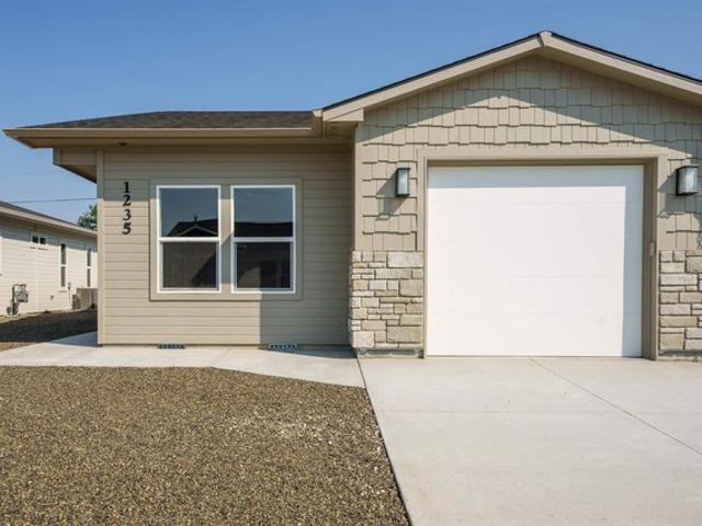 Townhouse for sale in Oregonia
