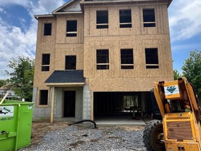 House for sale in Cedarhurst, Shady Side