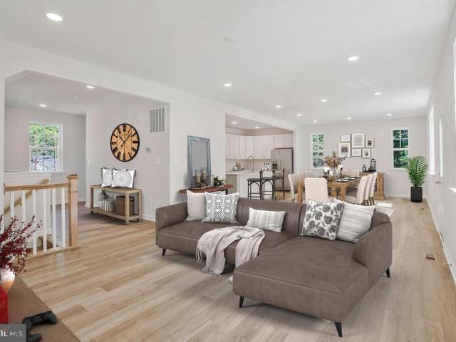 House for sale in Shady Side, Maryland