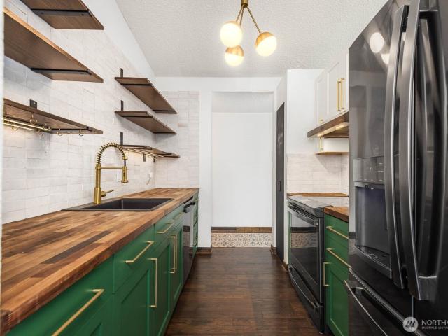 Condo for sale in Burien, Washington