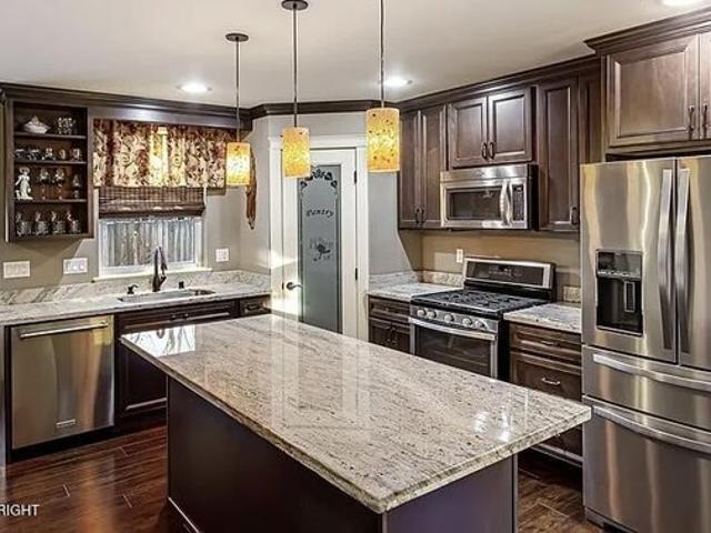 House for sale in Palmer
