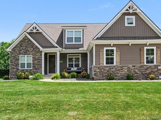 House for sale in Fenton, Michigan