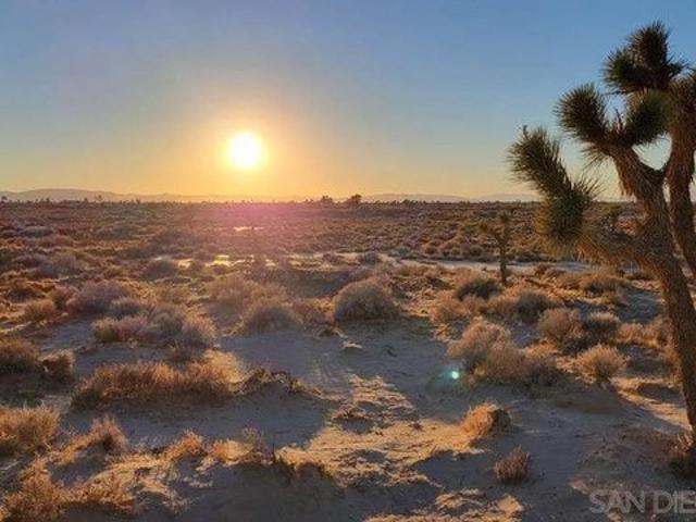 Land for sale in Lancaster, California