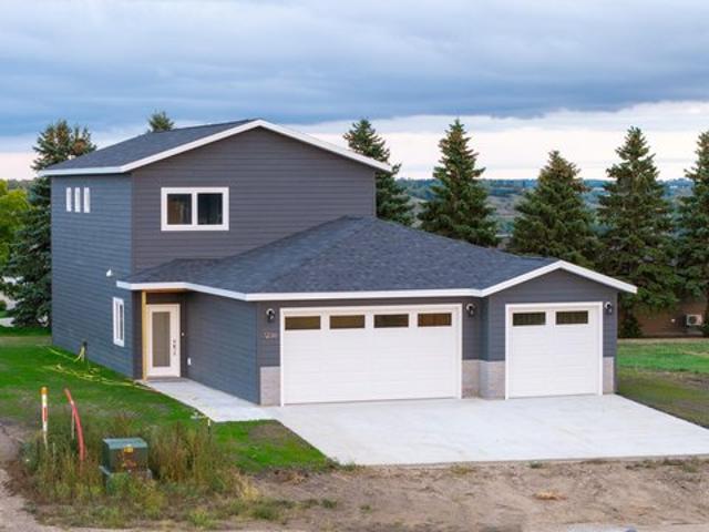 House for sale in Valley City, Barnes County