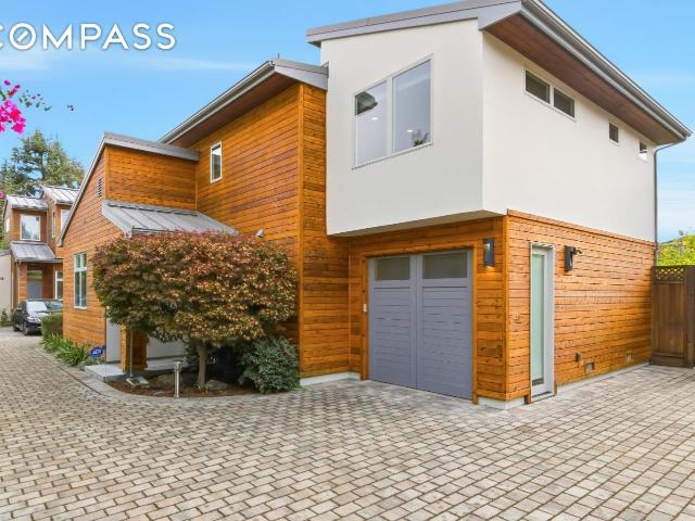 House for sale in Menlo Park, California