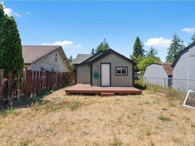 House for sale in Coquille