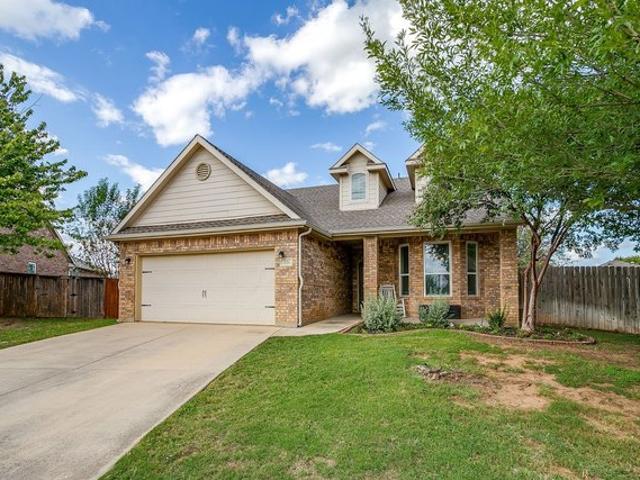 House for sale in Crowley, Tarrant County