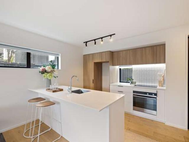 House for sale in Heathcote, Canterbury