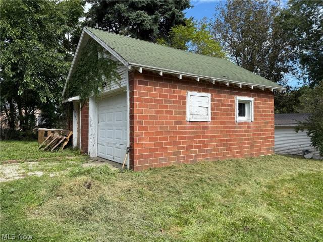 House for sale in Alliance, Stark County