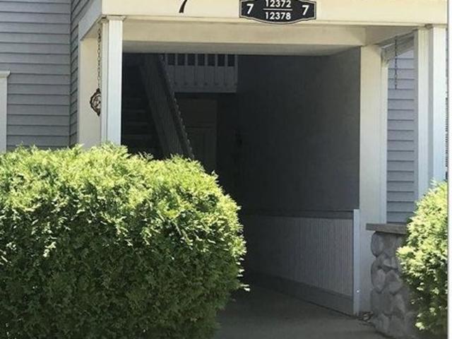 Condo for sale in Fenton, Michigan