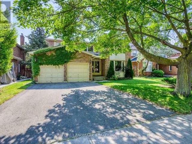 House for sale in Oakville, Ontario
