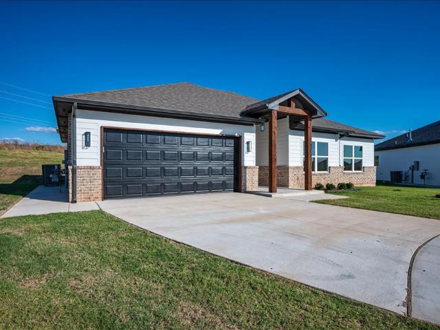 House for sale in Mustang, Oklahoma