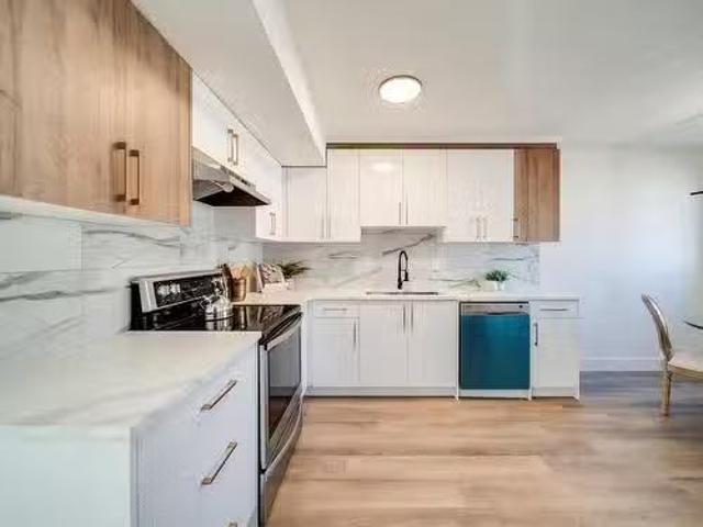 Condo for sale in Wedgewood, Alberta