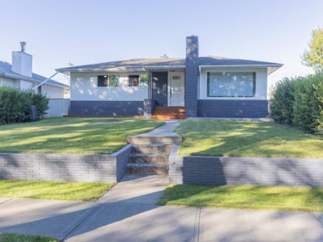 House for sale in Wedgewood, Alberta