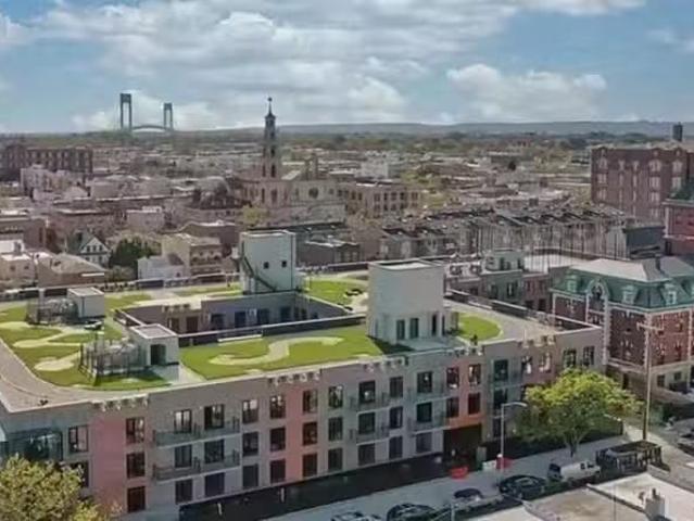 Apartment for rent in Arverne, New York