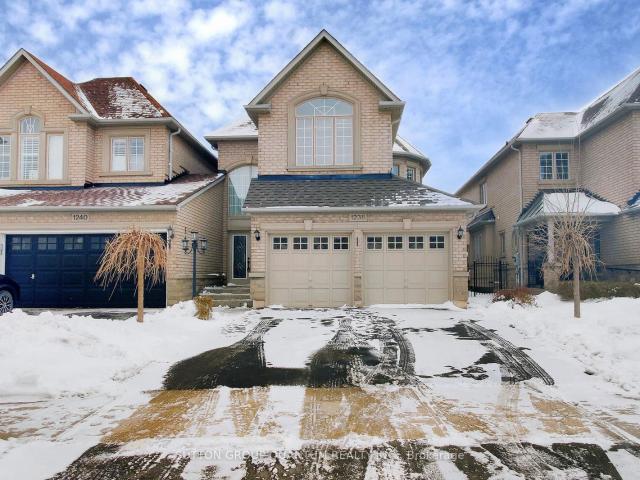 Townhouse for sale in Woburn, Ontario